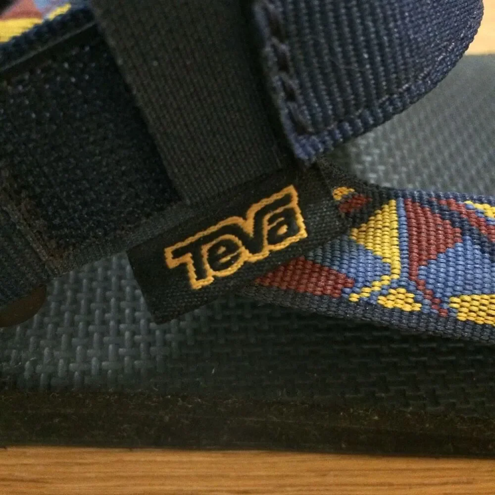 Teva Original Universal sandal blue geometric 